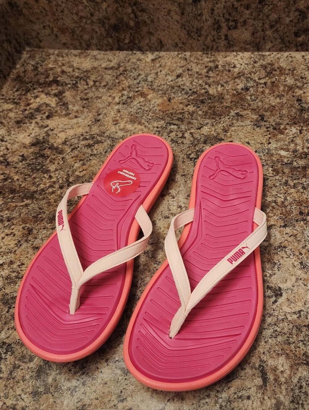 Puma Pink Coral Flip Flop Sandals Size 10.5 NWT